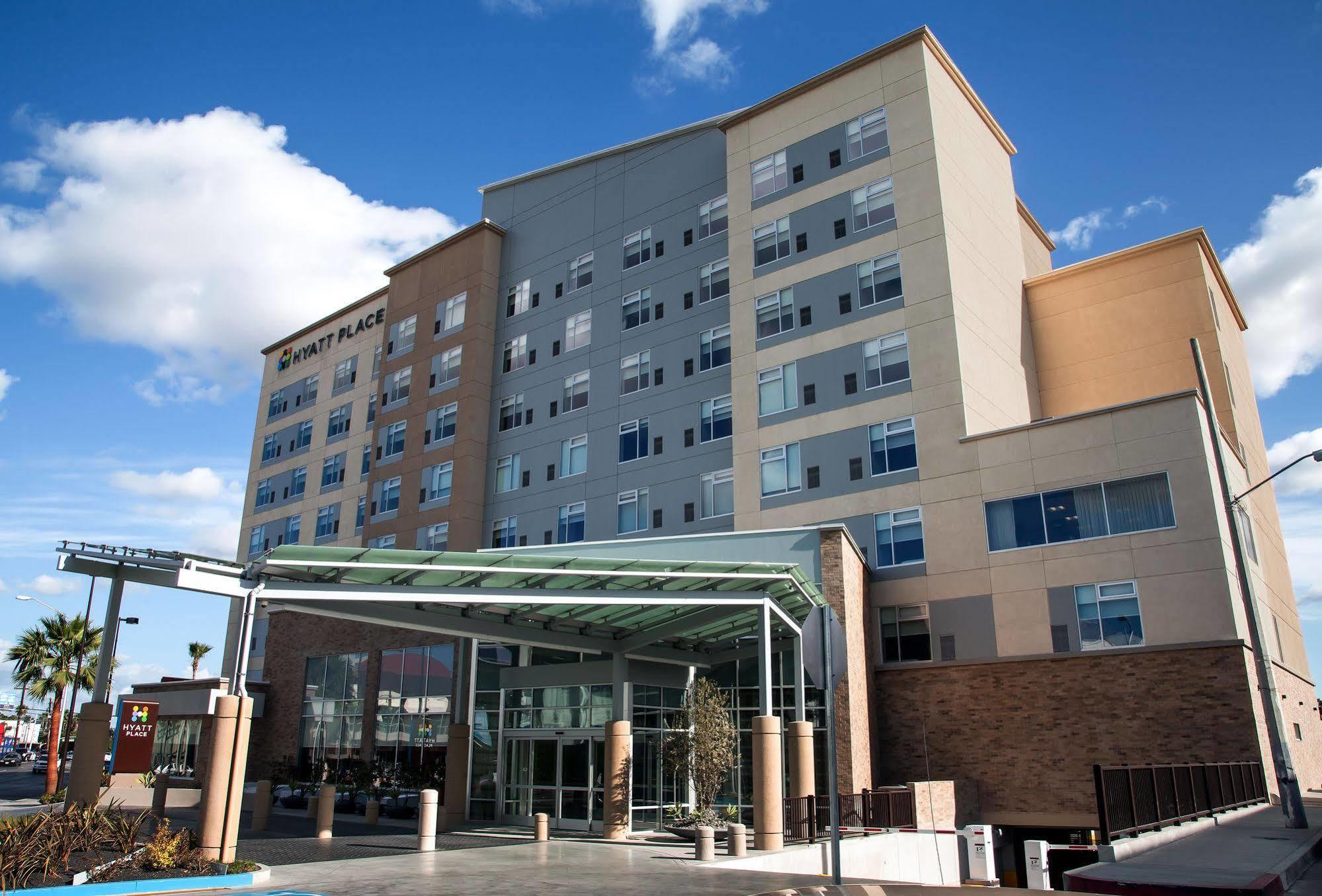 Hyatt Place Tijuana Extérieur photo