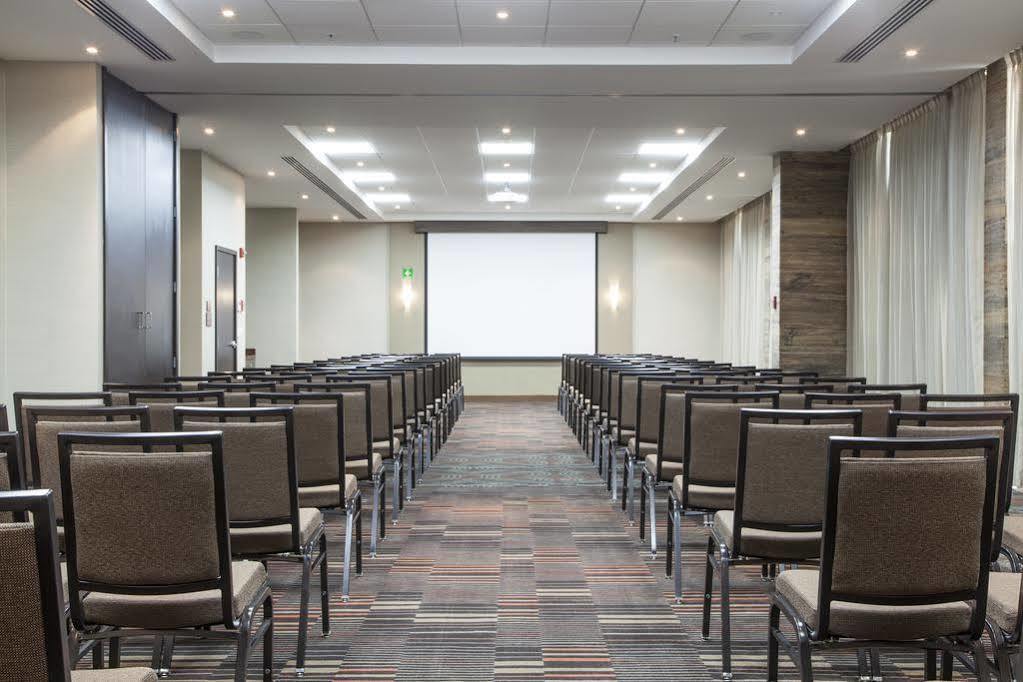 Hyatt Place Tijuana Extérieur photo