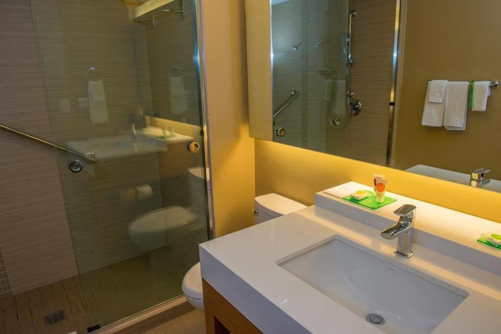 Hyatt Place Tijuana Extérieur photo