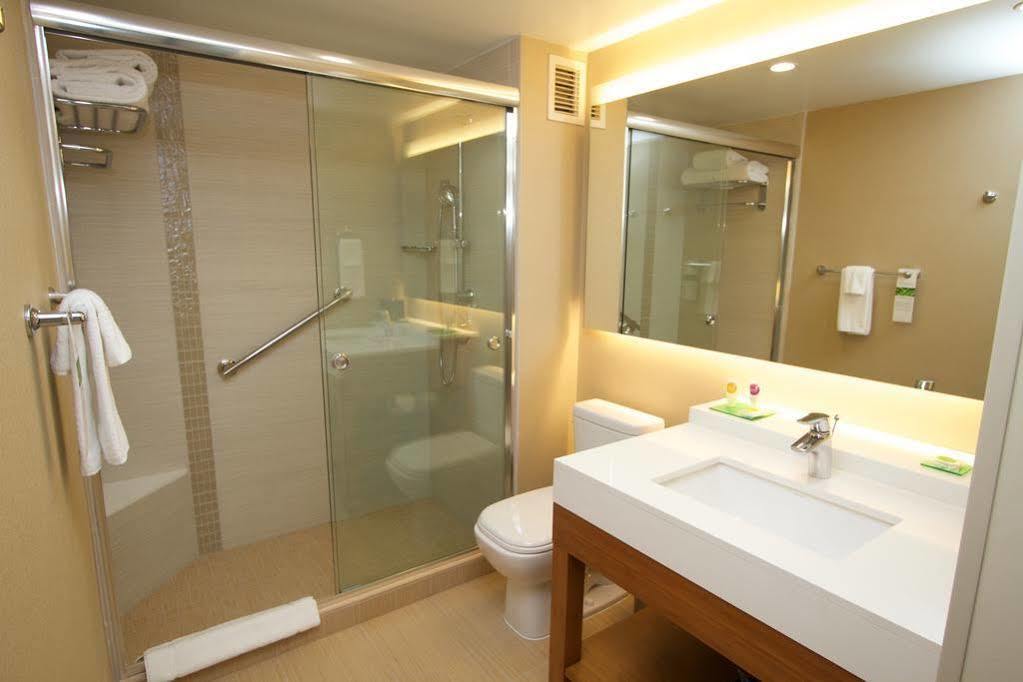 Hyatt Place Tijuana Extérieur photo